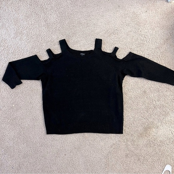 Torrid Black Cold-Shoulder Sweater size 3 - Picture 1 of 6